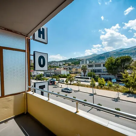 Hotel Bar Geraldo Gjirokastër